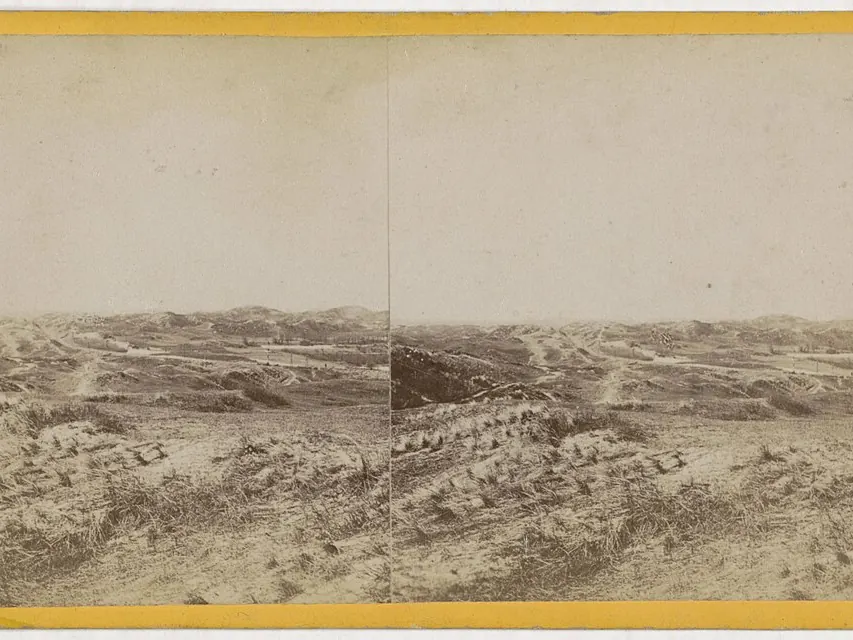 Gezicht op de duinen in de omgeving van Zandvoort Onze duinen (titel op object) Aardrijkskundige beeldengalerij, verzameld door M.J. Broekhuijsen, hoofd eener school te Amsterdam (serietitel op object) Collectie A (se